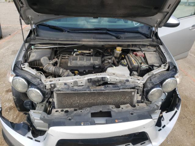 Photo 7 from auction – 2016 CHEVROLET SONIC LTZ with VIN 1G1JE5SB2G4140001