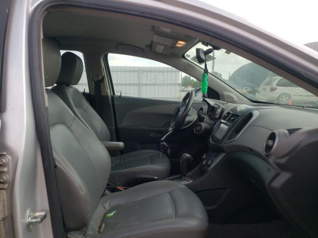 Photo 5 from auction – 2016 CHEVROLET SONIC LTZ with VIN 1G1JE5SB2G4140001