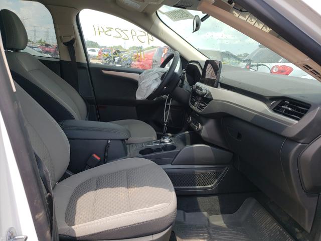 Photo 5 from auction – 2020 FORD ESCAPE SE with VIN 1FMCU9BZ3LUB83453