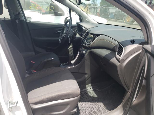 Photo 5 from auction – 2019 CHEVROLET TRAX LS with VIN 3GNCJKSB3KL373969