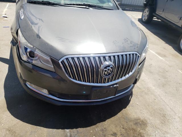 Photo 9 from auction – 2016 BUICK LACROSSE with VIN 1G4GA5GR1GF210588