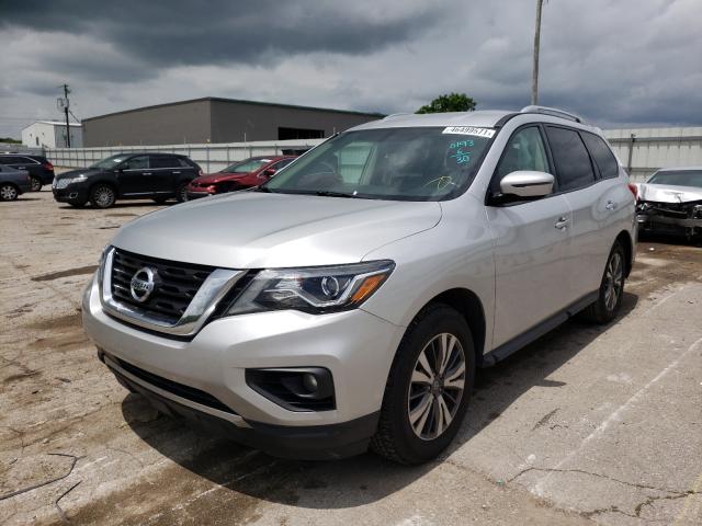 Photo 2 from auction – 2017 NISSAN PATHFINDER with VIN 5N1DR2MM9HC610193