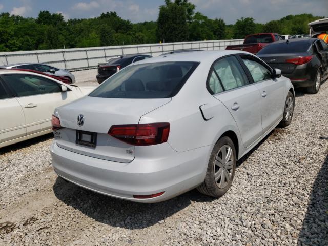 Photo 4 from auction – 2017 VOLKSWAGEN JETTA S with VIN 3VW2B7AJ1HM252526