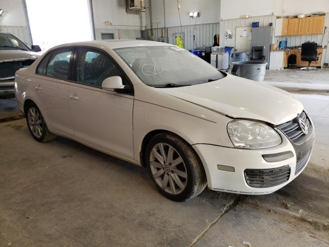 VOLKSWAGEN JETTA WOLF 2010 with VIN 3VWRA7AJ3AM046907 - Photo from auction