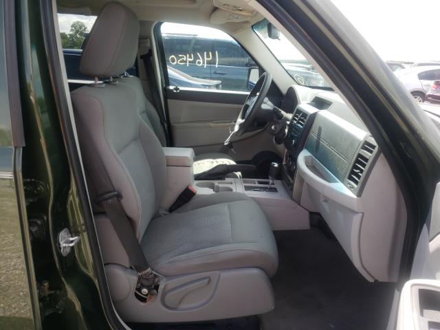 Photo 5 from auction – 2008 JEEP LIBERTY SP with VIN 1J8GP28K08W117008