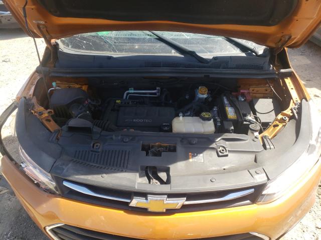 Photo 7 from auction – 2017 CHEVROLET TRAX 1LT with VIN 3GNCJLSBXHL177977
