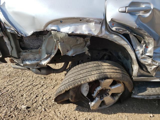 Photo 9 from auction – 2005 TOYOTA 4RUNNER SR with VIN JTEBU14RX50069048