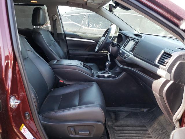 Photo 5 from auction – 2018 TOYOTA HIGHLANDER with VIN 5TDJZRFH0JS496055