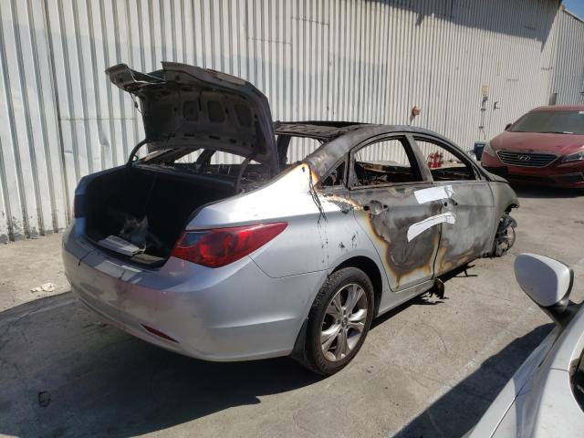 Photo 4 from auction – 2012 HYUNDAI SONATA SE with VIN 5NPEC4AC6CH360328