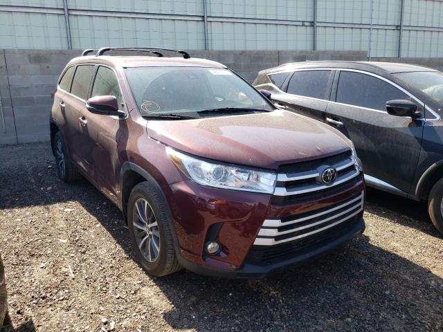 TOYOTA HIGHLANDER 2018 with VIN 5TDJZRFH0JS496055 - Photo from auction