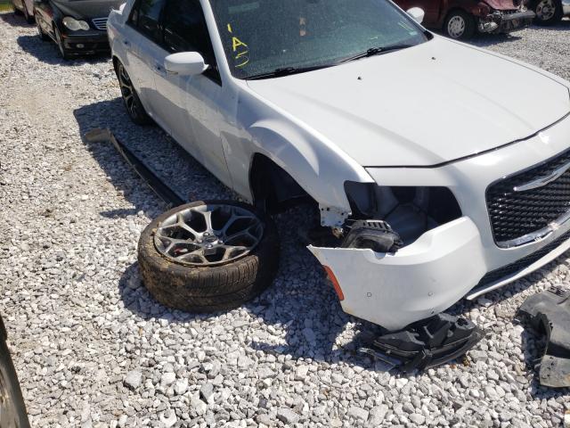 Photo 9 from auction – 2016 CHRYSLER 300 S with VIN 2C3CCABT8GH328987