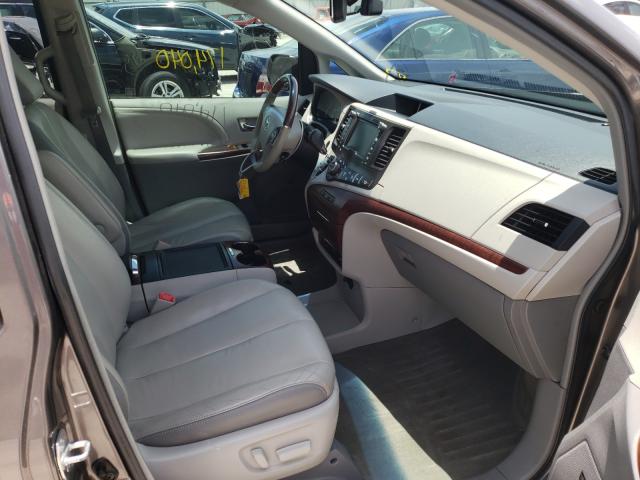 Photo 5 from auction – 2014 TOYOTA SIENNA XLE with VIN 5TDYK3DC2ES409964