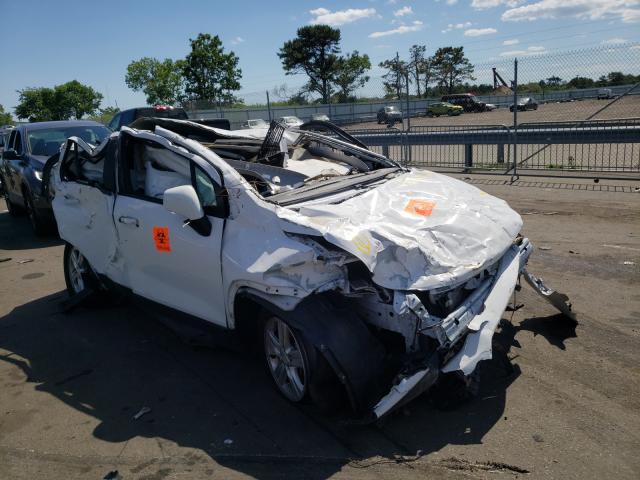 CHEVROLET TRAX LS 2019 with VIN 3GNCJKSB0KL339083 - Photo from auction