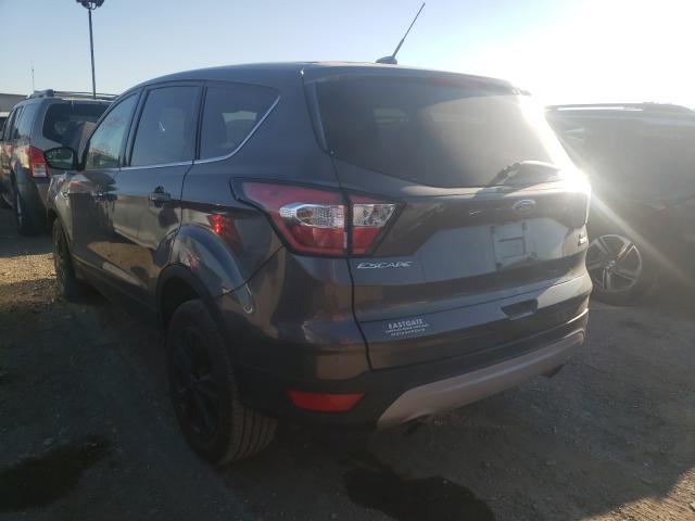 Photo 3 from auction – 2017 FORD ESCAPE SE with VIN 1FMCU0GD1HUD74255