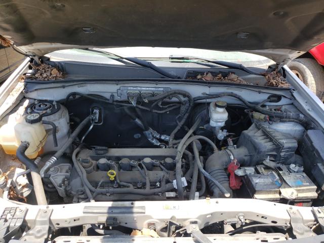 Photo 7 from auction – 2011 FORD ESCAPE XLS with VIN 1FMCU0C70BKA28619