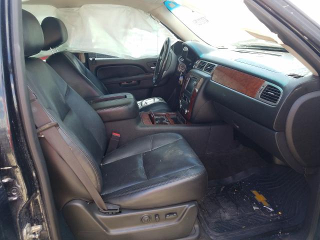Photo 5 from auction – 2011 CHEVROLET TAHOE K150 with VIN 1GNSKCE05BR376342