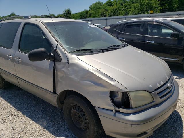 Photo 9 from auction – 2003 TOYOTA SIENNA CE with VIN 4T3ZF19C03U515718