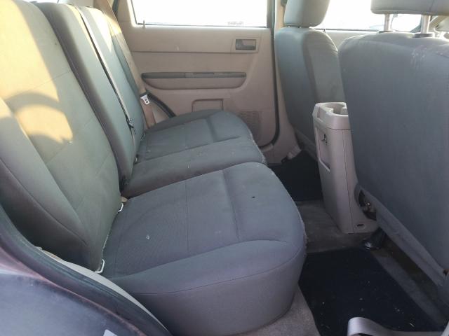 Photo 6 from auction – 2010 FORD ESCAPE XLS with VIN 1FMCU0C75AKD45780