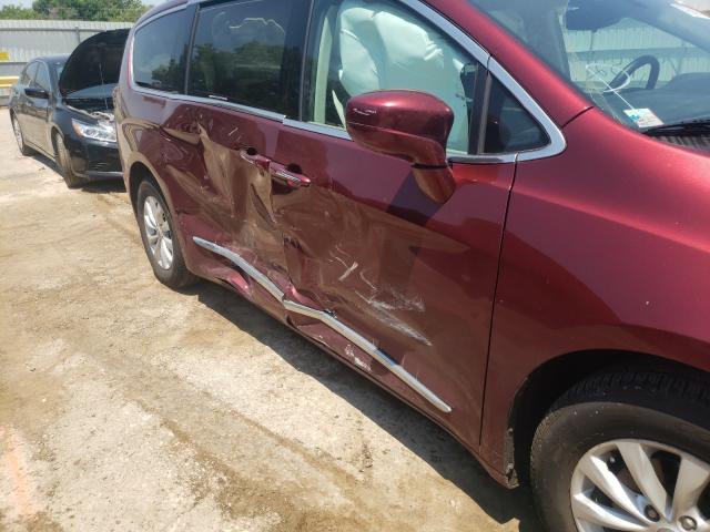 Photo 9 from auction – 2017 CHRYSLER PACIFICA T with VIN 2C4RC1BG2HR627279