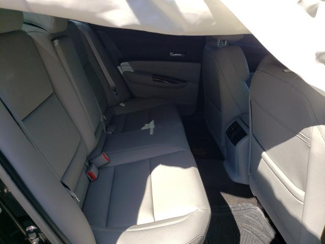Photo 6 from auction – 2017 ACURA TLX with VIN 19UUB2F31HA002209