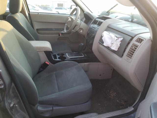Photo 5 from auction – 2010 FORD ESCAPE XLS with VIN 1FMCU0C75AKD45780