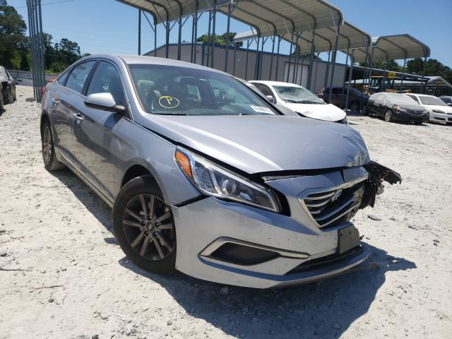 HYUNDAI SONATA SE 2017 with VIN 5NPE24AF3HH462030 - Photo from auction