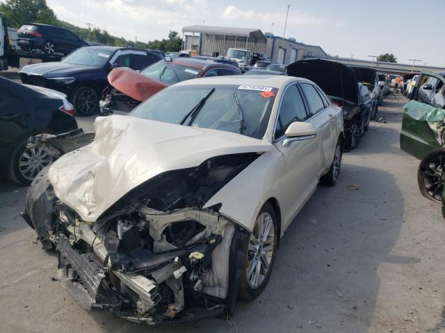 Photo 2 from auction – 2015 LINCOLN MKZ with VIN 3LN6L2JK7FR613430