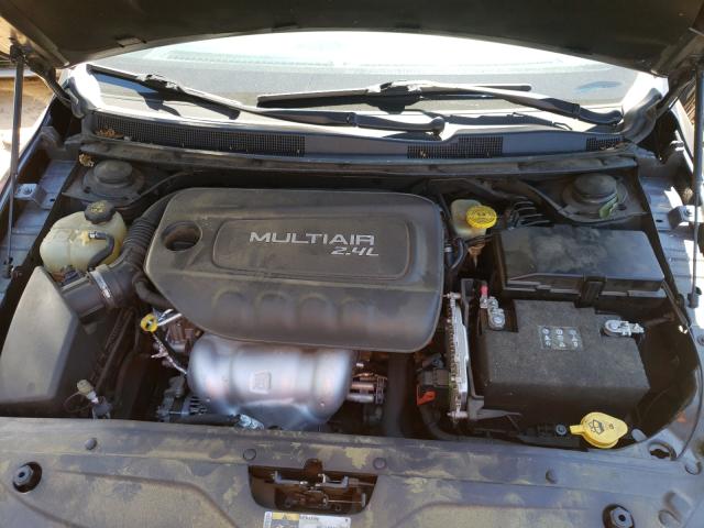 Photo 7 from auction – 2016 CHRYSLER 200 with VIN 1C3CCCAB5GN184780