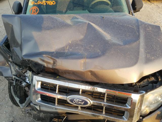 Photo 7 from auction – 2010 FORD ESCAPE XLS with VIN 1FMCU0C75AKD45780
