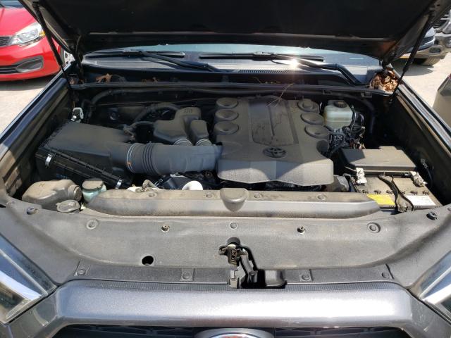 Photo 7 from auction – 2018 TOYOTA 4RUNNER SR with VIN JTEBU5JR1J5535880