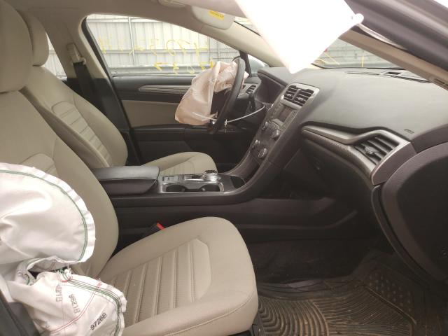 Photo 5 from auction – 2020 FORD FUSION S with VIN 3FA6P0G72LR197840