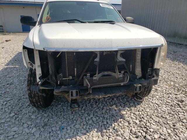 Photo 9 from auction – 2009 CHEVROLET SILVERADO with VIN 1GCHK79649E125905