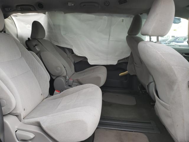 Photo 6 from auction – 2016 TOYOTA SIENNA LE with VIN 5TDKK3DC6GS694130