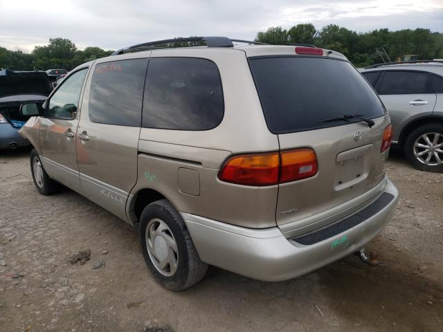 Photo 3 from auction – 2000 TOYOTA SIENNA LE with VIN 4T3ZF13C0YU266577