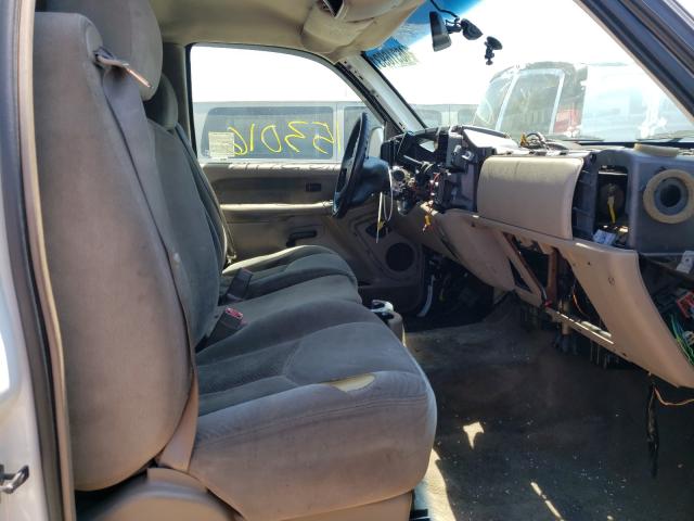 Photo 5 from auction – 2003 CHEVROLET SILVERADO with VIN 1GCHC23G43F121842