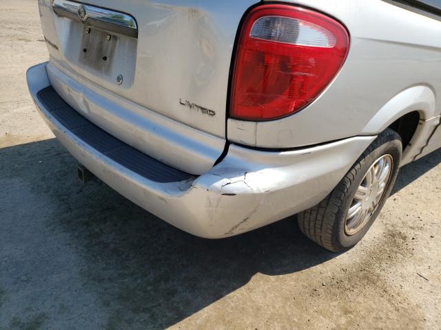 Photo 9 from auction – 2004 CHRYSLER TOWN & COU with VIN 2C8GP64L94R508611