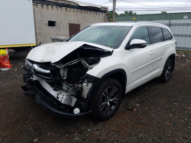 Photo 2 from auction – 2016 TOYOTA HIGHLANDER with VIN 5TDJKRFH9GS506286