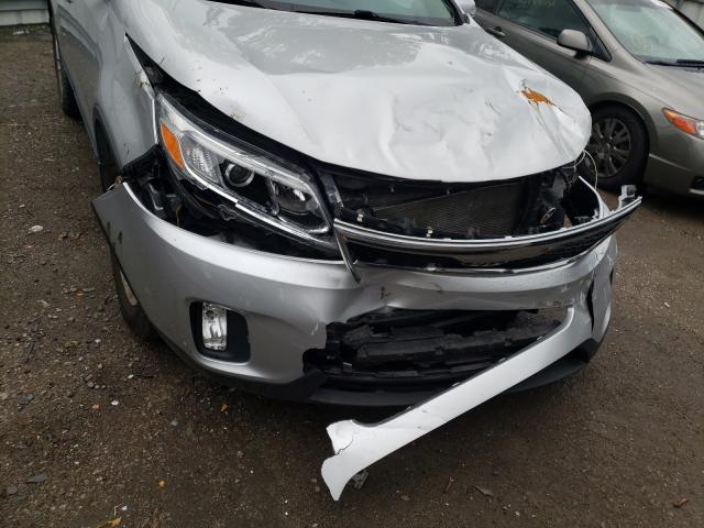 Photo 9 from auction – 2015 KIA SORENTO LX with VIN 5XYKTCA62FG560965