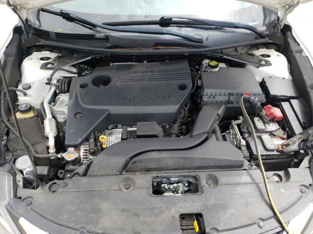 Photo 7 from auction – 2017 NISSAN ALTIMA 2.5 with VIN 1N4AL3AP4HC261088