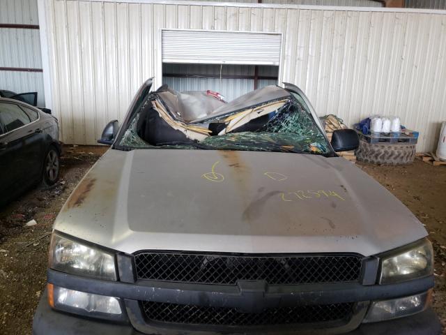 Photo 9 from auction – 2003 CHEVROLET SILVERADO with VIN 1GCEC14TX3Z272594