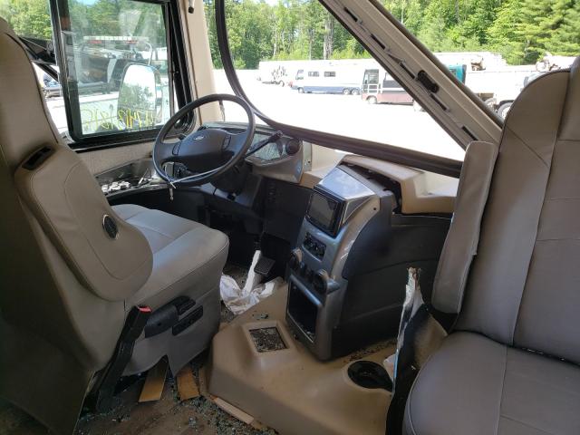 Photo 5 from auction – 2019 FORD F53 with VIN 1F66F5DY4K0A17377