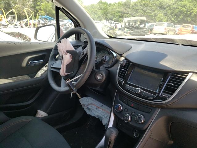 Photo 9 from auction – 2017 CHEVROLET TRAX LS with VIN 3GNCJKSB1HL178056