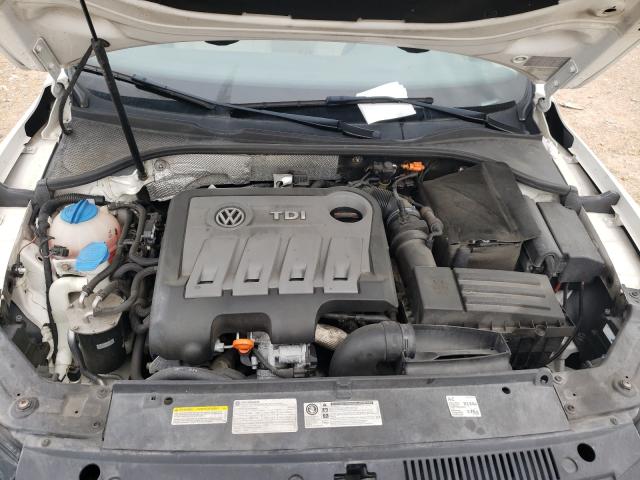 Photo 7 from auction – 2013 VOLKSWAGEN PASSAT SE with VIN 1VWBN7A31DC129331