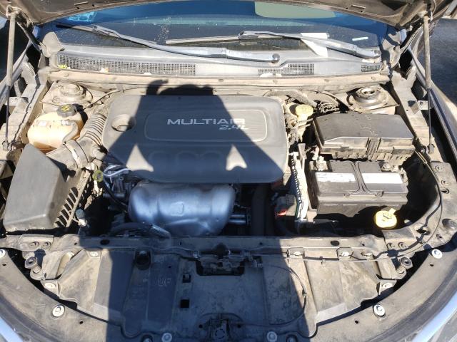 Photo 7 from auction – 2015 CHRYSLER 200 LIMITE with VIN 1C3CCCAB2FN603263