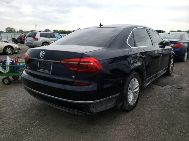 Photo 4 from auction – 2017 VOLKSWAGEN PASSAT with VIN 1VWAT7A34HC008607