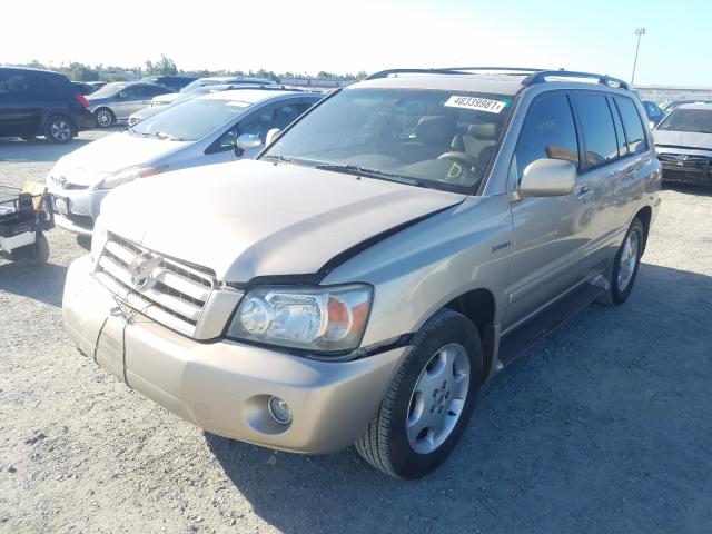 Photo 2 from auction – 2004 TOYOTA HIGHLANDER with VIN JTEDP21A040037910