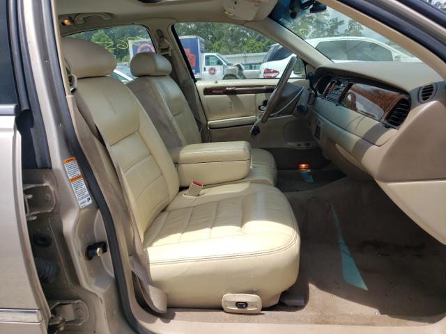 Photo 5 from auction – 2000 LINCOLN TOWN CAR S with VIN 1LNHM82W6YY868682