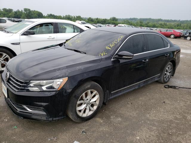 Photo 2 from auction – 2017 VOLKSWAGEN PASSAT with VIN 1VWAT7A34HC008607