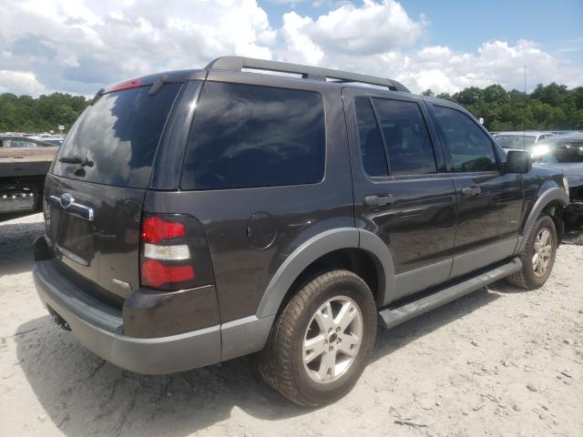 Photo 4 from auction – 2006 FORD EXPLORER X with VIN 1FMEU73E86UA24649
