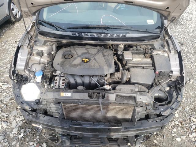 Photo 7 from auction – 2016 HYUNDAI ELANTRA SE with VIN 5NPDH4AE0GH757537